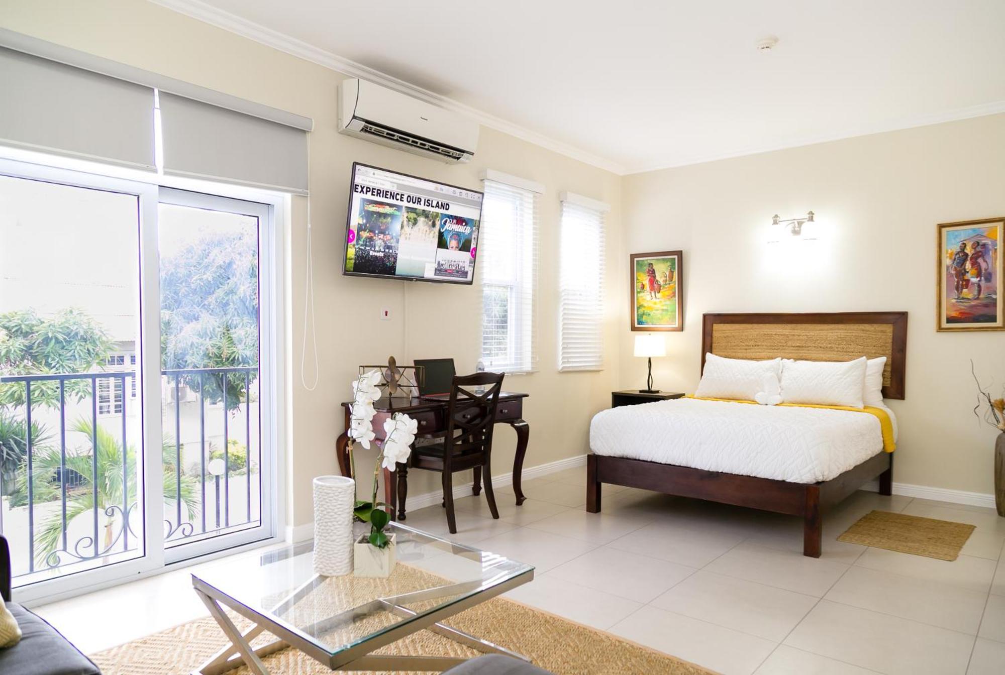 Chic Haven Studio In Кингстон Экстерьер фото